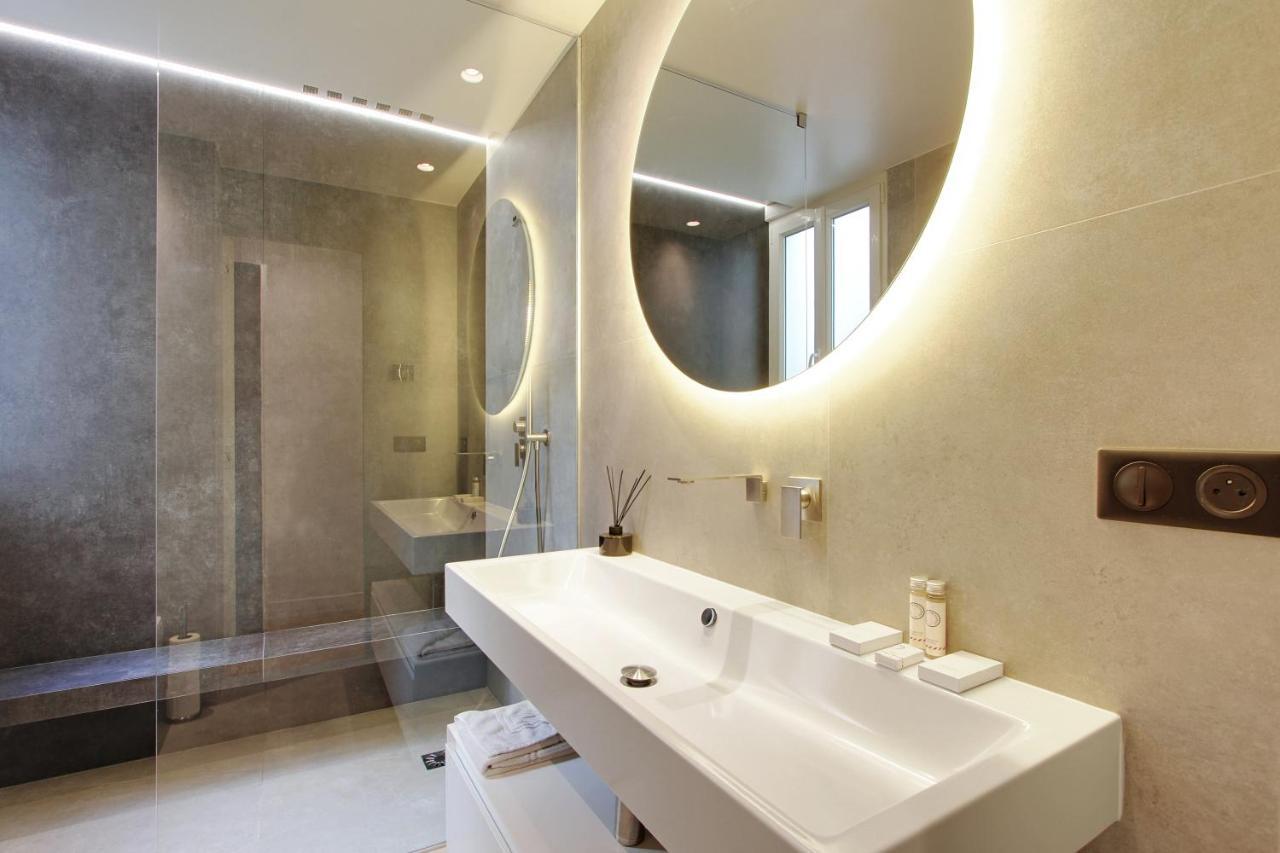 Stunning Apartment With View At The Very Heart Of Paris Exterior photo